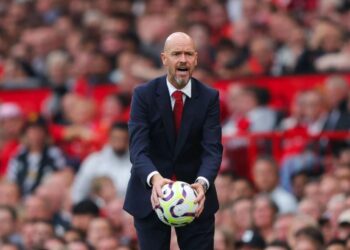 Erik Ten Hag Đã Chỉ Trích Trọng Tài Sau Trận Gặp Southampton
