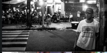 Trưởng nhóm One Republic bất ngờ sang Việt Nam