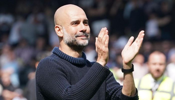 HLV Pep Guardiola tiếp tục làm điều không thể tin được ở Man City