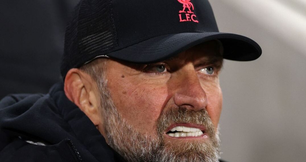 Jurgen Klopp tiếp tục lên tiếng phàn nàn về trọng tài