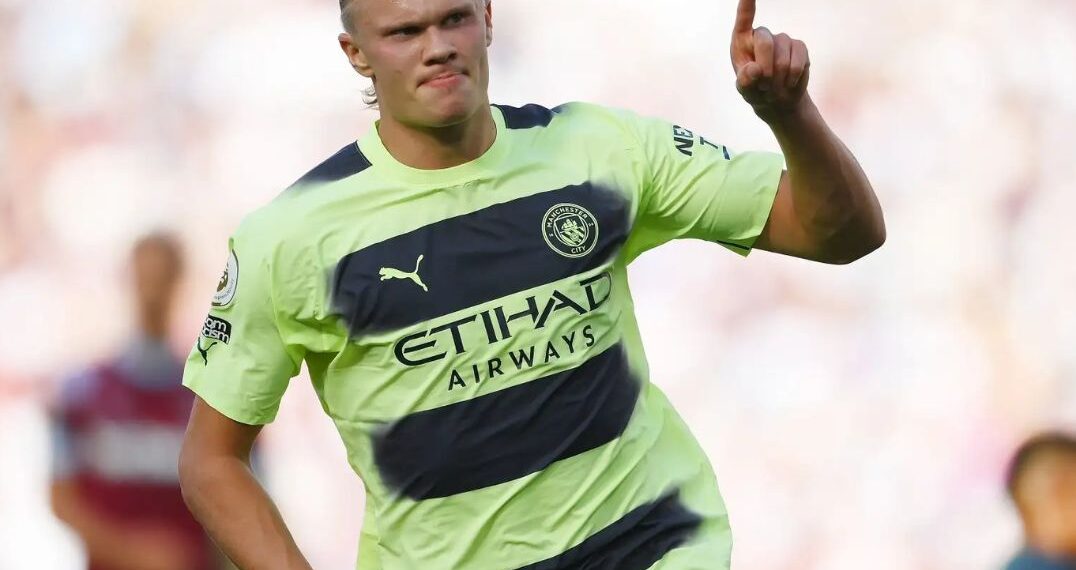 Tiền đạo Haaland tỏa sáng ở trận ra mắt giải Ngoại hạng Anh