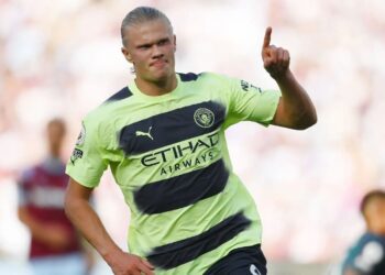 Tiền đạo Haaland tỏa sáng ở trận ra mắt giải Ngoại hạng Anh