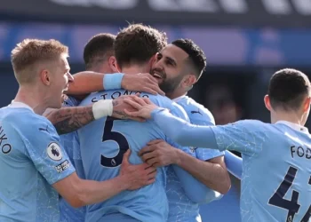 Sức mạnh của Manchester City nằm ở chiến thuật và đội hình.